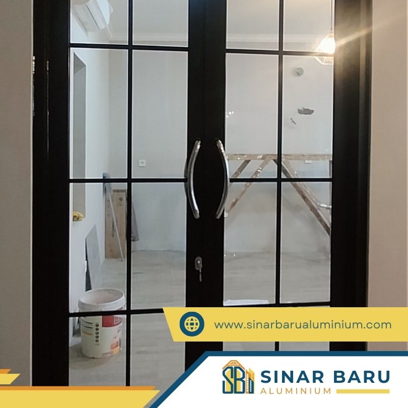 Pintu Kaca